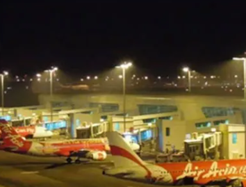 Led flood lights on house